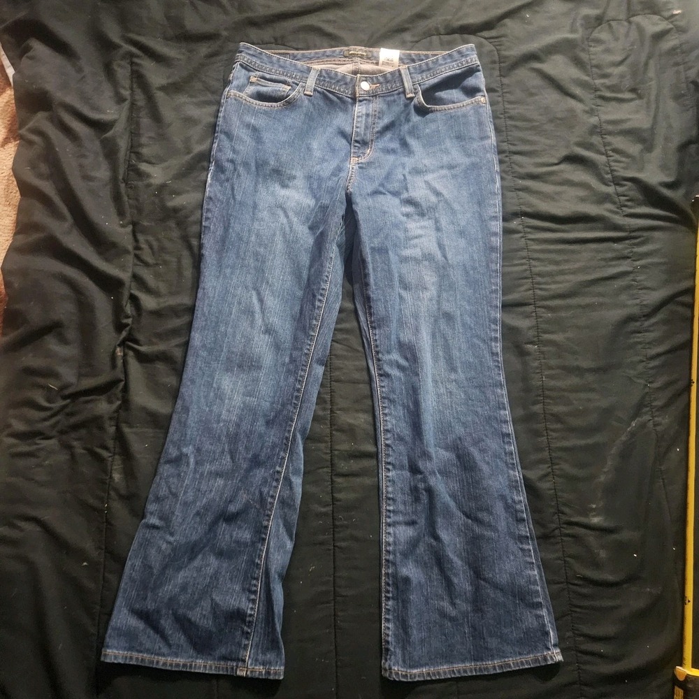 Eddie Bauer Jeans Blue Bootcut Stretch Denim 5 Pocket Zip Fly Casual Classic